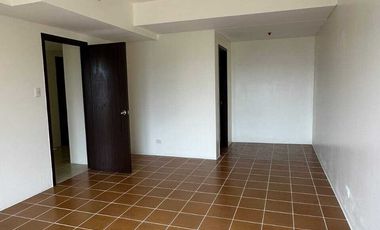 Bi-Level 2BR with balcony Lipat Agad Condo for Sale in Manila Sta Mesa