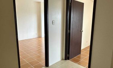 Bi-Level 2BR with balcony Lipat Agad Condo for Sale in Manila Sta Mesa