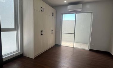FOR SALE: Spacious 4-Bedroom Townhouse with Basement in Kapitolyo, Pasig City