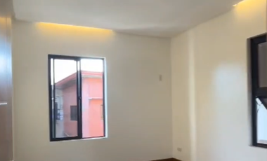 Single-Detached Houses and Lots in Alabang