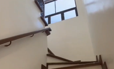 Single-Detached Houses and Lots in Alabang