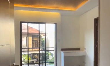 Single-Detached Houses and Lots in Alabang