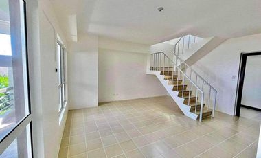 Bi-Level w/ Balcony rent to own 31K Monthly in Sta Mesa, Manila near UBELT