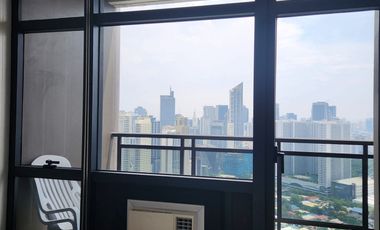 The Gramercy Residences Condo for sale