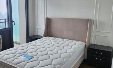 The Gramercy Residences Condo for sale