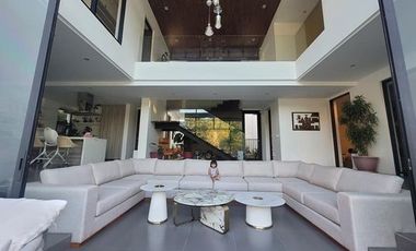 4BR House and Lot for Sale in Sun Valley Golf & Estates Antipolo