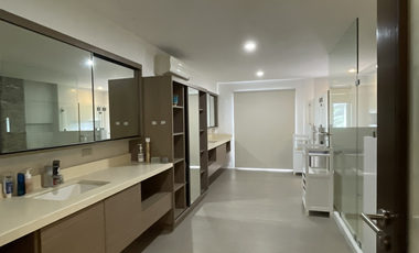 For Sale: Two-Storey House and Lot at Ayala Alabang Village in Muntinlupa City