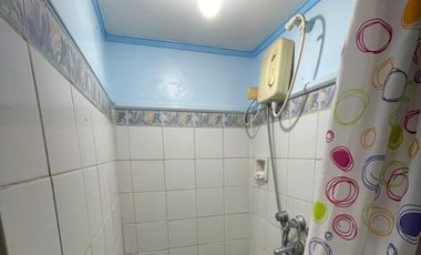 FOR RENT CORNER LOT HOUSE IN SANTAROSA ESTATES 1, STA ROSA, LAGUNA