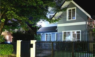 FOR RENT CORNER LOT HOUSE IN SANTAROSA ESTATES 1, STA ROSA, LAGUNA