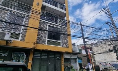 NEAR DLSU AND MAKATI CBD SPACIOUS 5BR CORNER TOWNHOUSE