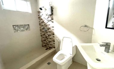 Rush Sale Hillsborough House and Lot with Big Garden