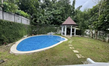 Rush Sale Hillsborough House and Lot with Big Garden