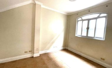 Rush Sale Hillsborough House and Lot with Big Garden