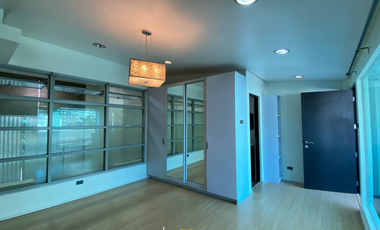 For Lease 2 Bedroom in Palm Village, Makati City