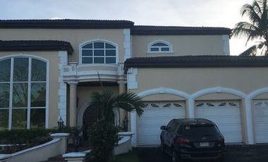 5BR House and Lot For Rent in Brentville, Binan Laguna