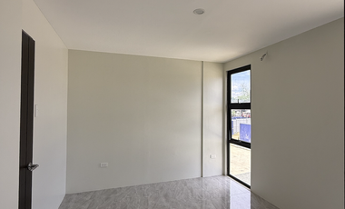Single Attached House in Polacion Liloan | Just 1 min from the Highway
