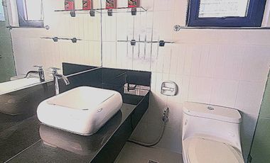 Mahogany 3 Acacia Estates Taguig City, 3 Bedrooms 3 Storeys Townhouse for Rent