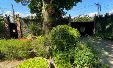 Elegant Retirement Compound Villa  w/ Pool near SM Urdaneta