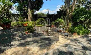 Elegant Retirement Compound Villa  w/ Pool near SM Urdaneta