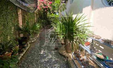 Elegant Retirement Compound Villa  w/ Pool near SM Urdaneta