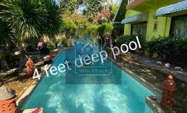 Elegant Retirement Compound Villa  w/ Pool near SM Urdaneta