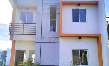 Solana Model 4 Bedrooms House and Lot for Sale in Eastborough Place P3, Angono