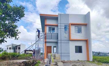 Solana Model 4 Bedrooms House and Lot for Sale in Eastborough Place P3, Angono