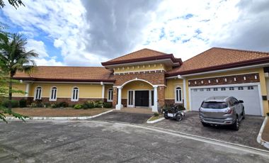 Fully Furnished Luxury Corner Estate with Private Bar & Pool – Angeles City