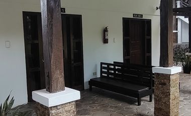FOR SALE Profitable Airbnb House & Lot Tagaytay Perfect for Business & Leisure!