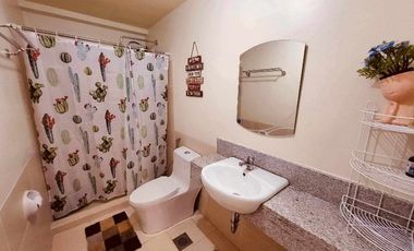 Rush Sale 2-Bedroom Unit in Brixton Place, Pasig City near BGC