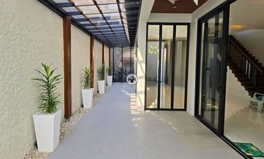 Brand New 5-Bedroom House and Lot for Sale in BF Homes Paranaque