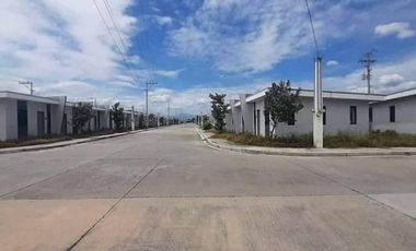 SMDC CHEERFUL HOMES FLEXI HOME END C UNIT W/PARKING