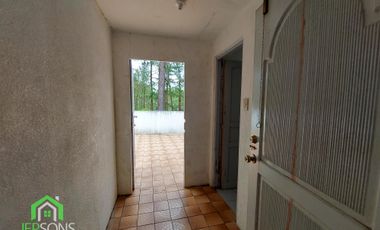 4 Bedroom house with big lawn