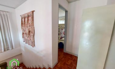 4 Bedroom house with big lawn