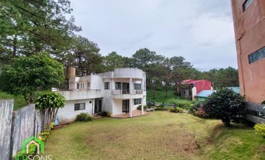 4 Bedroom house with big lawn