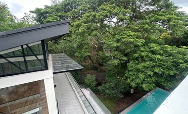 Brand New Luxurious House For Sale in Ayala Alabang Village, Muntinlupa