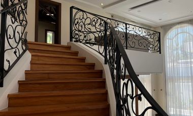 RUSH‼️ELEGANT HOUSE FOR SALE IN AYALA ALABANG
