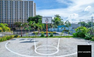 FOR SALE FULLY FURNISHED CONDO WITH BALCONY IN MACTAN