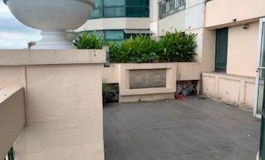 2Bedroom Big Condo for RENT with 2 VERANDA - Renaissance , Ortigas , Pasig City