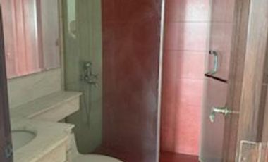 2Bedroom Big Condo for RENT with 2 VERANDA - Renaissance , Ortigas , Pasig City