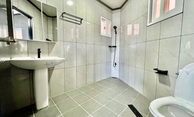 REDUCED! BF Northwest, Parañaque: House for Sale, Pool, 5BR, 4 parking, P70M