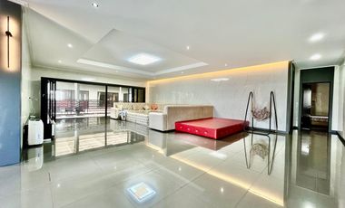 REDUCED! BF Northwest, Parañaque: House for Sale, Pool, 5BR, 4 parking, P70M