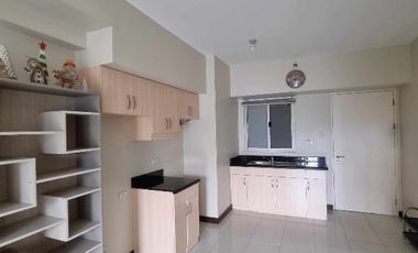 2-Bedrooms For Sale in Sheridan Towers Mandaluyong The Fort Makati DMCI Homes