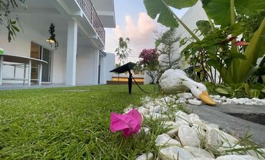 For Sale 4 BR House and Lot with 4 Parking, Multinational Village, Parañaque