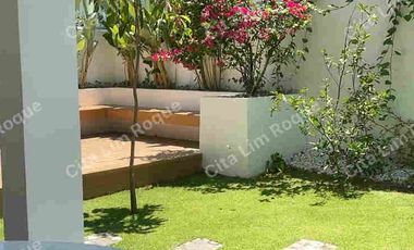 For Sale 4 BR House and Lot with 4 Parking, Multinational Village, Parañaque