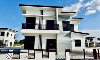 For Sale 5Br Single Detached House & Lot in Padre Garcia Batangas