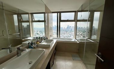 GRAND HYATT RESIDENCES South Tower: 3BR For Sale, 207 sqm, FF Interiored, P95M