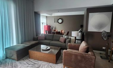 GRAND HYATT RESIDENCES South Tower: 3BR For Sale, 207 sqm, FF Interiored, P95M