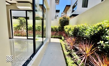 3-Storey Modern Residential House for Sale in BF Homes Paranaque with 5 Bedrooms