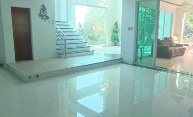 Big house for sale in Subic Zambales